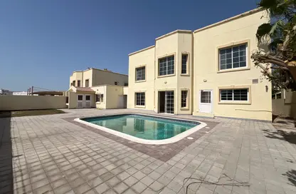 فيلا - 5 غرف نوم - 5 حمامات للايجار في الجنبية - المحافظة الشمالية