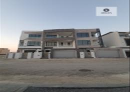 Villa - 5 bedrooms - 5 bathrooms for sale in North Riffa - Riffa - Southern Governorate