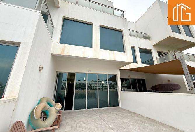 974347 - Property Image 2