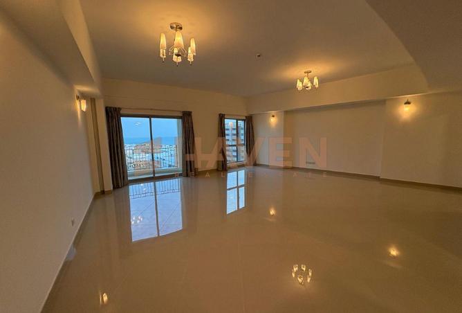 985446 - Property Image 3