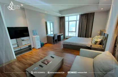 Apartment - Studio - 1 Bathroom for rent in Sanabis - Manama - Capital Governorate