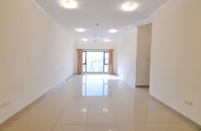 Apartment - 3 Bedrooms - 2 Bathrooms for rent in Janabiya - Northern Governorate