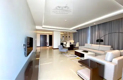 Living Room image for: Apartment - 2 Bedrooms - 3 Bathrooms for rent in Hidd - Muharraq Governorate, Image 1