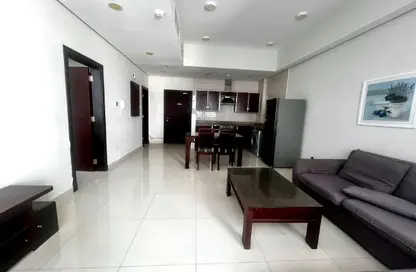 Apartment - 1 Bedroom - 2 Bathrooms for rent in Al Juffair - Capital Governorate