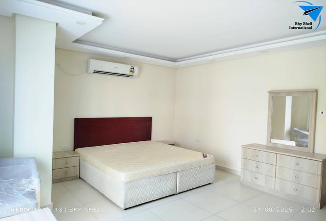 957846 - Property Image 2