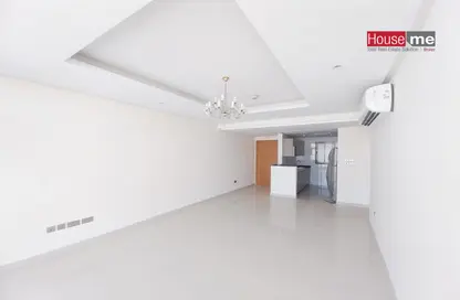 Empty Room image for: Apartment - 2 Bedrooms - 3 Bathrooms for rent in Marassi Al Bahrain - Diyar Al Muharraq - Muharraq Governorate, Image 1
