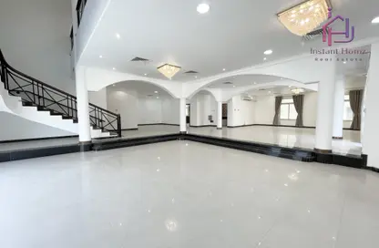 Villa - 5 Bedrooms - 5 Bathrooms for rent in Saar - Northern Governorate
