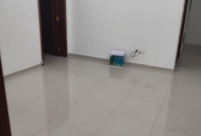 986192 - Property Image 2