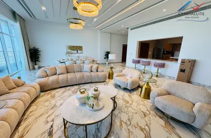 Apartment - 3 Bedrooms - 5 Bathrooms for rent in Seef - Capital Governorate