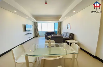Apartment - 2 Bedrooms - 3 Bathrooms for rent in Busaiteen - Muharraq Governorate
