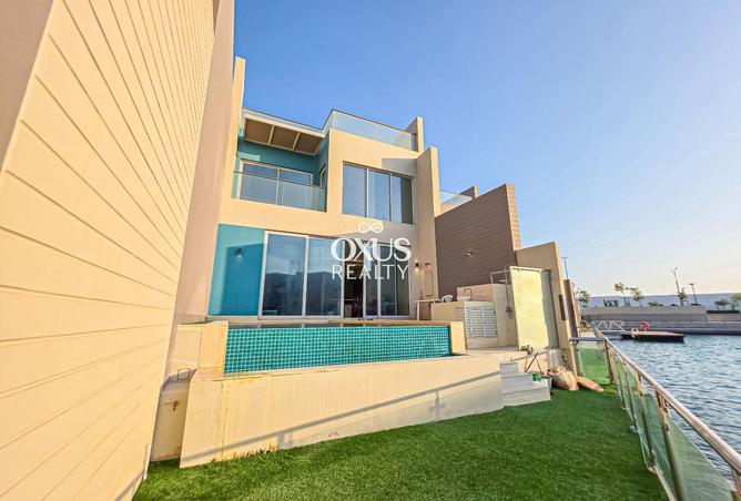 985564 - Property Image 2