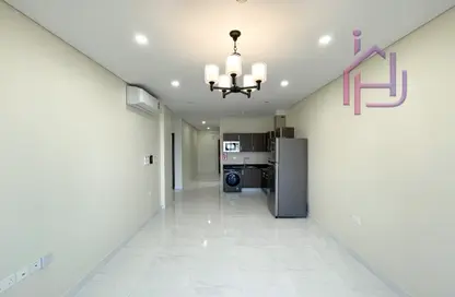 Apartment - 2 Bedrooms - 2 Bathrooms for rent in Seef - Capital Governorate