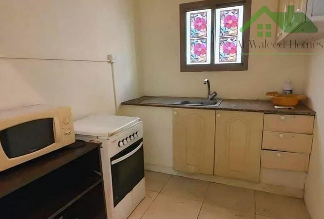 960461 - Property Image 2