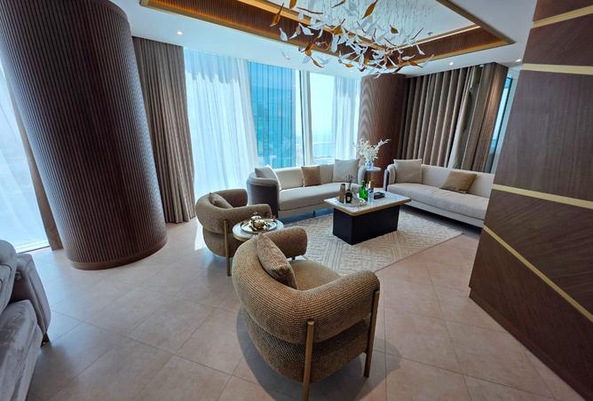 988197 - Property Image 2