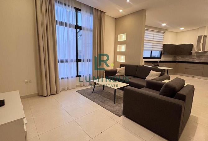 987473 - Property Image 2