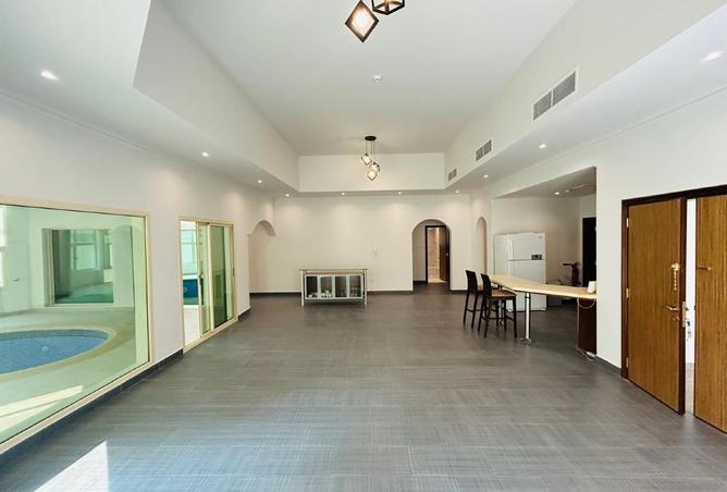 961812 - Property Main Image
