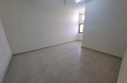 شقة - 2 غرف نوم - 2 حمامات للايجار في السقية - المنامة - محافظة العاصمة