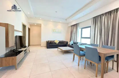 Apartment - 2 Bedrooms - 3 Bathrooms for rent in Al Juffair - Capital Governorate