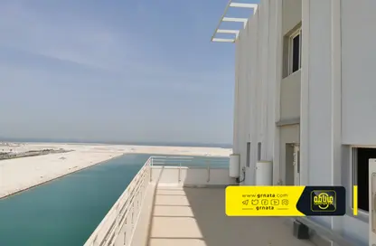 Apartment - 2 Bedrooms - 3 Bathrooms for sale in Northern City (Madinat Salman) - Northern Governorate