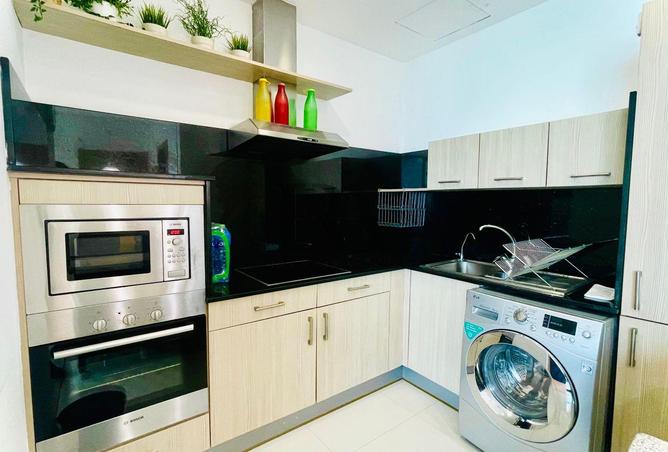 988866 - Property Image 3