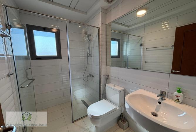 874170 - Property Image 2
