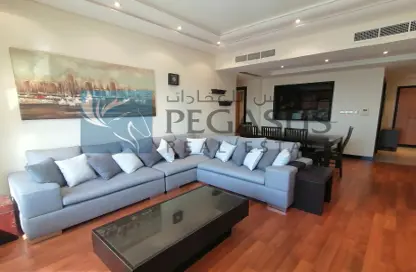Living / Dining Room image for: Apartment - 2 Bedrooms - 2 Bathrooms for rent in Abraj Al Lulu - Manama - Capital Governorate, Image 1