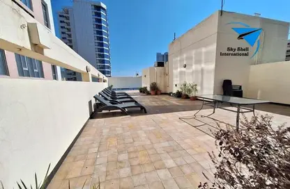 Apartment - 2 Bedrooms - 3 Bathrooms for rent in Al Juffair - Capital Governorate