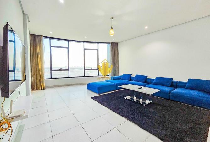 955098 - Property Image 3