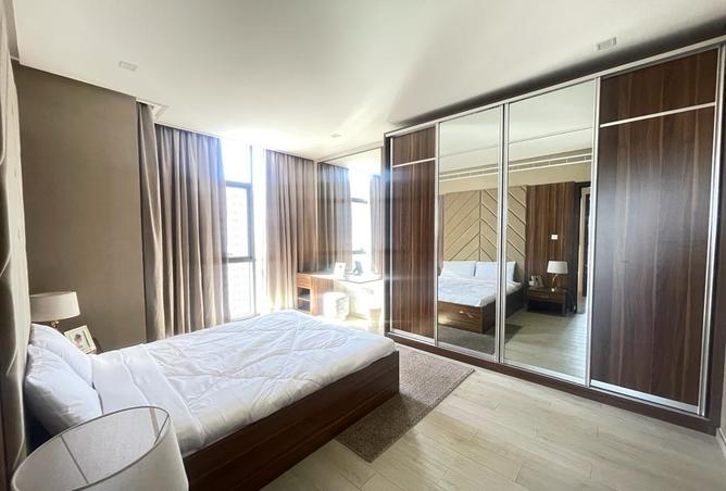 956891 - Property Image 2