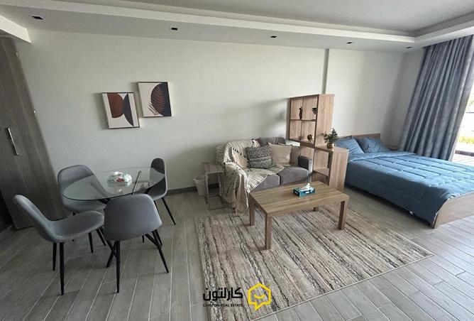 942582 - Property Image 2