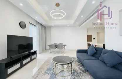 Apartment - 2 Bedrooms - 2 Bathrooms for rent in Al Juffair - Capital Governorate