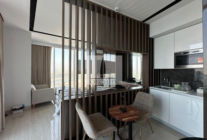 957426 - Property Image 2