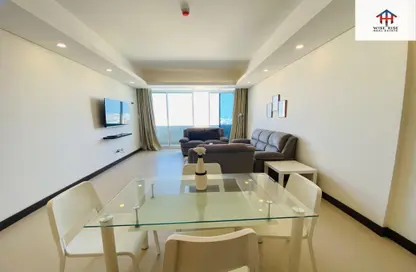 Apartment - 2 Bedrooms - 3 Bathrooms for rent in Busaiteen - Muharraq Governorate