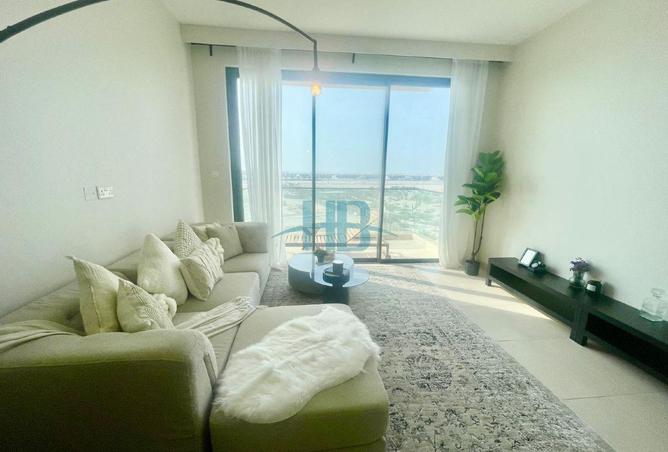 951896 - Property Image 3