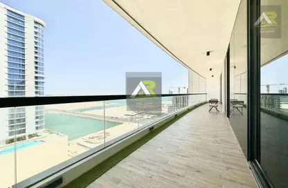 Apartment - 2 Bedrooms - 2 Bathrooms for sale in Al Juffair - Capital Governorate