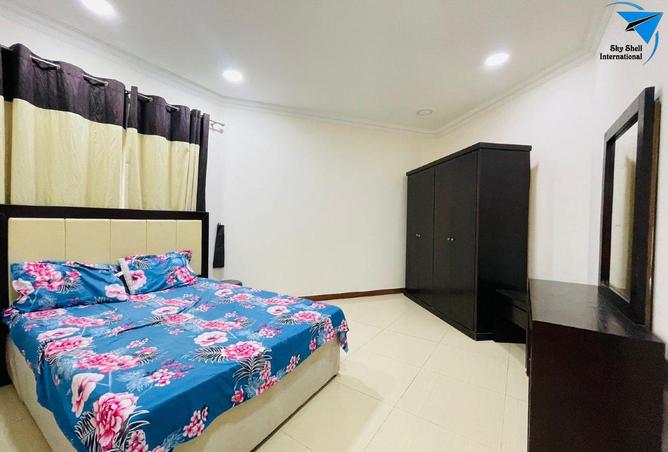 961943 - Property Image 2