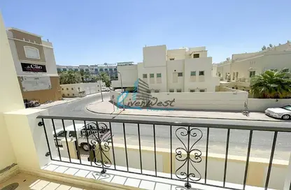 Villa - 2 Bedrooms - 3 Bathrooms for rent in Janabiya - Northern Governorate