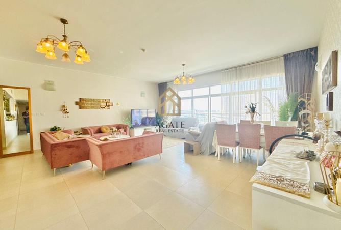 963655 - Property Image 2