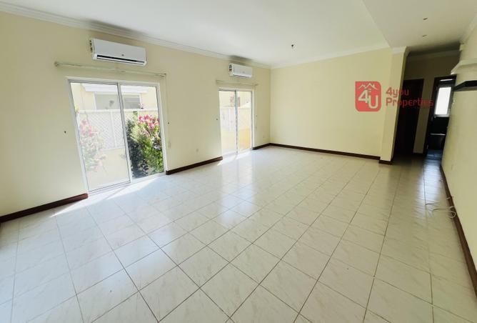 972137 - Property Image 3