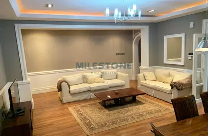 Living Room image for: Apartment - 2 Bedrooms - 3 Bathrooms for sale in Busaiteen - Muharraq Governorate, Image 1