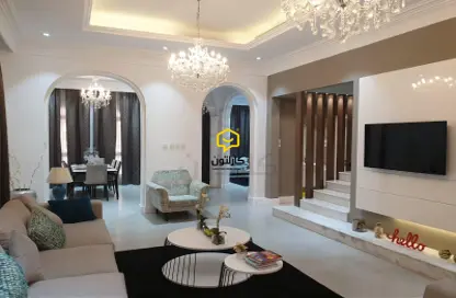 فيلا - 3 غرف نوم - 4 حمامات للبيع في الجنبية - المحافظة الشمالية