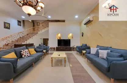 Villa - 4 Bedrooms - 5 Bathrooms for rent in Hidd - Muharraq Governorate