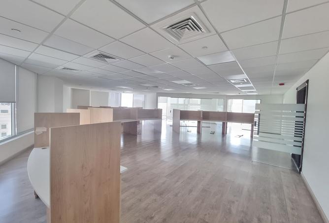 985406 - Property Image 2