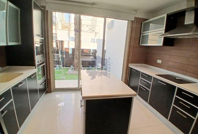 960219 - Property Image 3