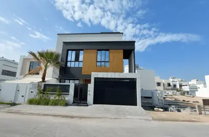 Villa - 5 Bedrooms - 6 Bathrooms for sale in Saar - Northern Governorate
