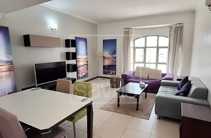 Apartment - 2 Bedrooms - 2 Bathrooms for rent in Segaya - Manama - Capital Governorate