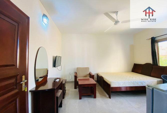 964250 - Property Image 3