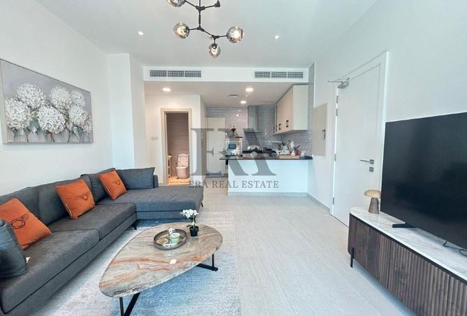 978684 - Property Image 3