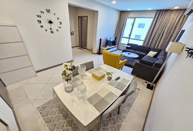 982099 - Property Image 2