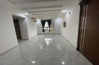 Apartment - 2 Bedrooms - 2 Bathrooms for rent in Janabiya - Northern Governorate